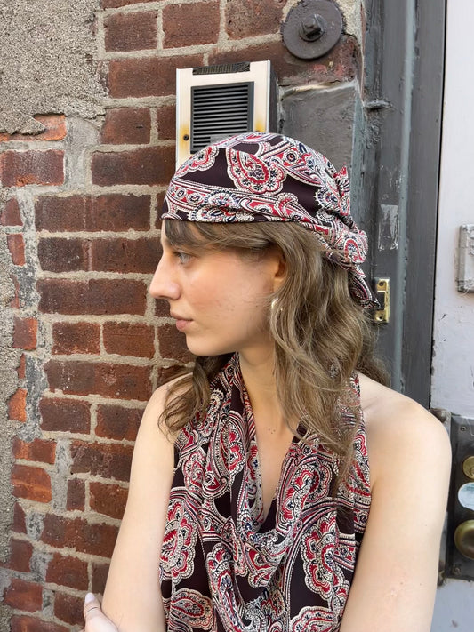 Scarf in Paisley Crepe de Chine